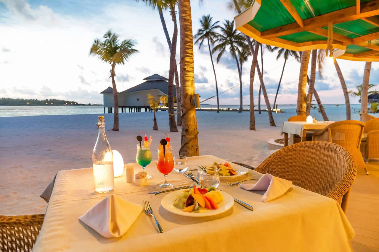 Kihaa Maldives Resort & Spa
