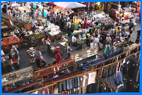 Рынок Baclaran Market в Маниле