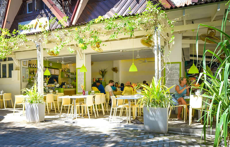 Lemoni Café & Restaurant
