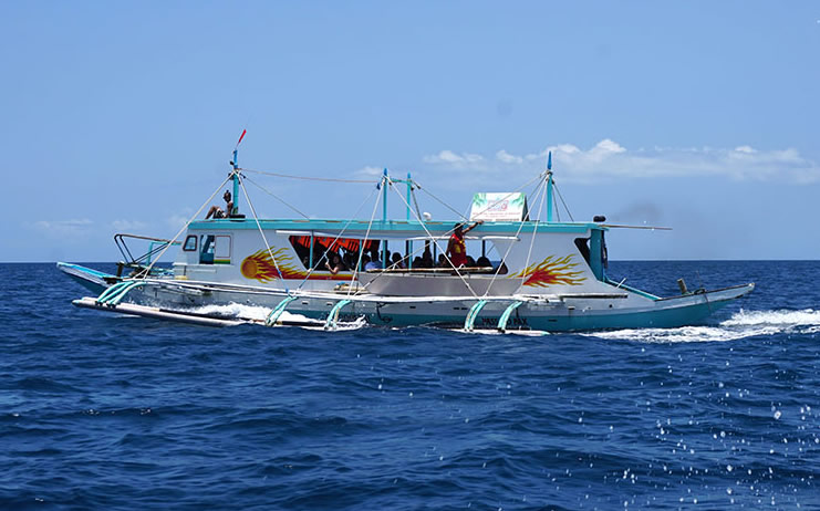 Туры по Островам вокруг боракая на лодке