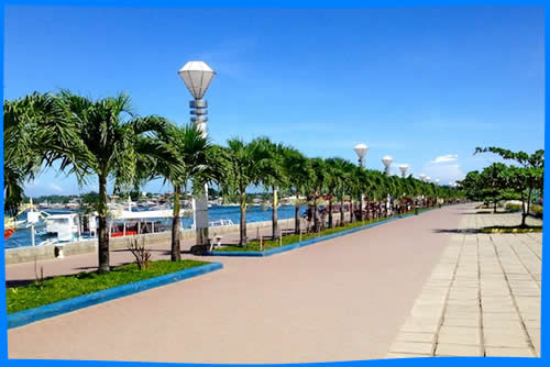 Набережная Пуэрто Принцеса (Puerto Princesa City Baywalk Park)