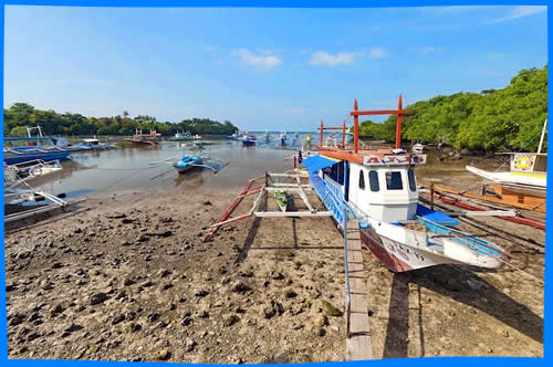 Лагутан Бич (Lagutan Beach)