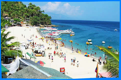 белый пляж Пуэрто Галера, Филиппины 