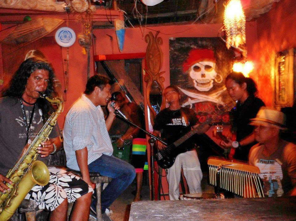 Red Pirates Pub
