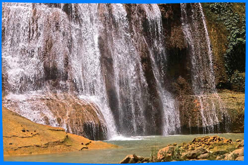 Водопад Кан Умантад (Can Umantad Falls)