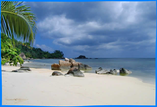 Пляжи Анс Бато (Anse Bateau) и Анс Цитрон (Anse Citron)