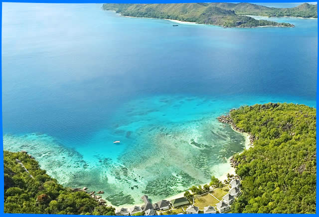Anse Petite Cour