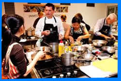 Уроки кулинарии в ресторане Hoa Tuc