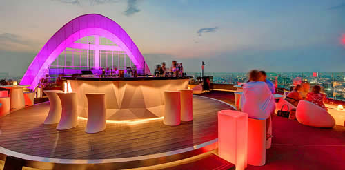 Cru Rooftop Bar Бангкок, Шампанский Бар в CentralWorld, Ночная Жизнь Бангкока, Коснитесь Облаков на 61-ом этаже отеля Banyan Tree Bangkok