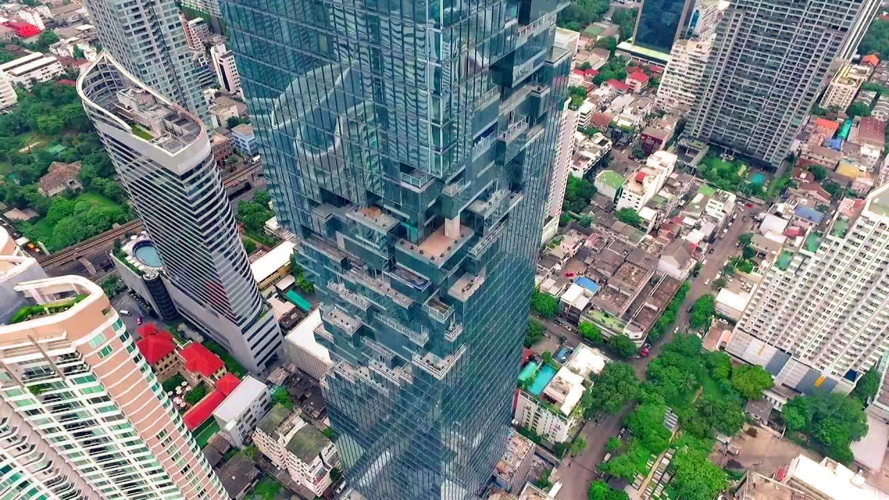 MahaNakorn Building