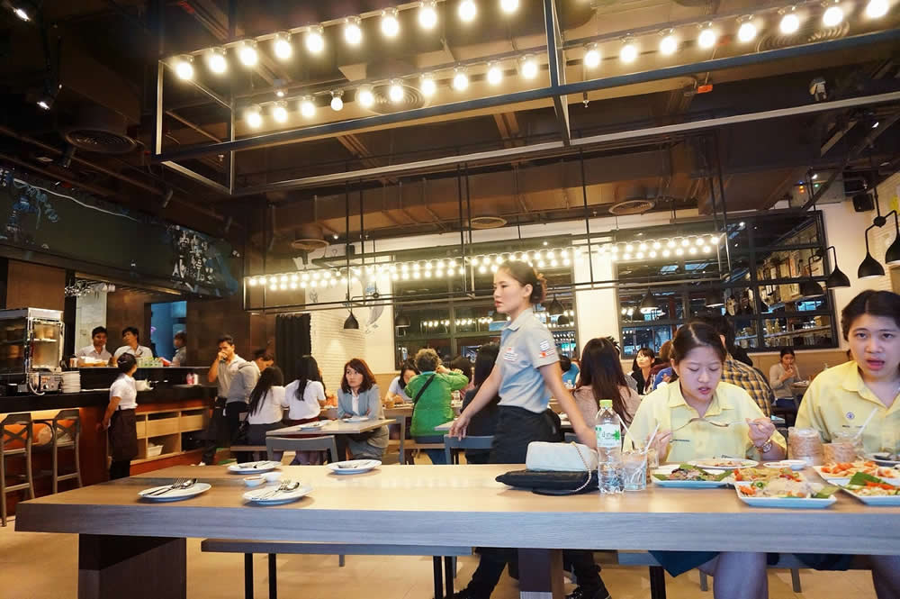Som Tam Nua Restaurant bangkok