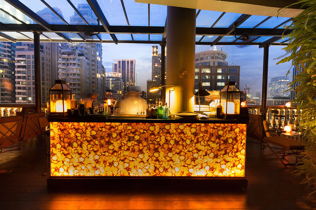 The Speakeasy в Hotel Muse