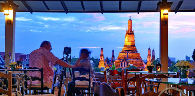 Arun Residence ресторан с видом на Храм Рассвета
