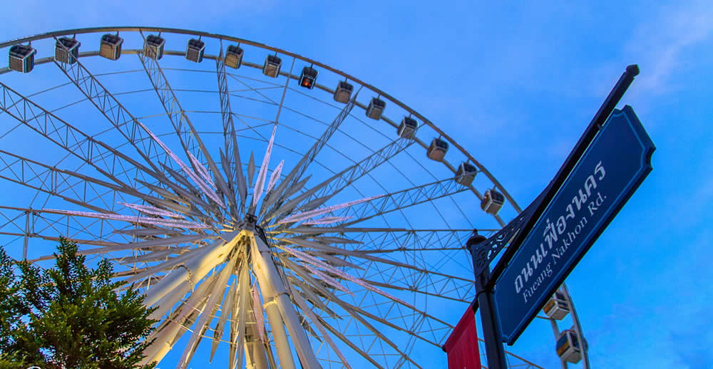 Asiatique The Riverfront (Азиатик)