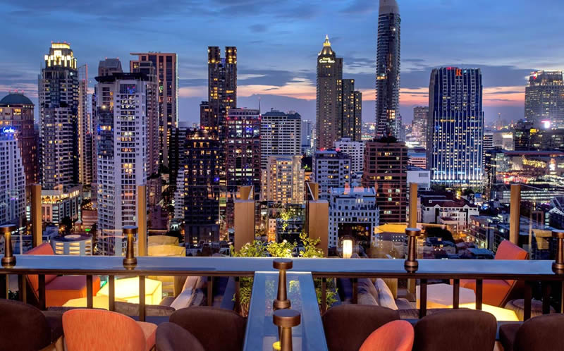 Char Rooftop Bar в Indigo Hotel