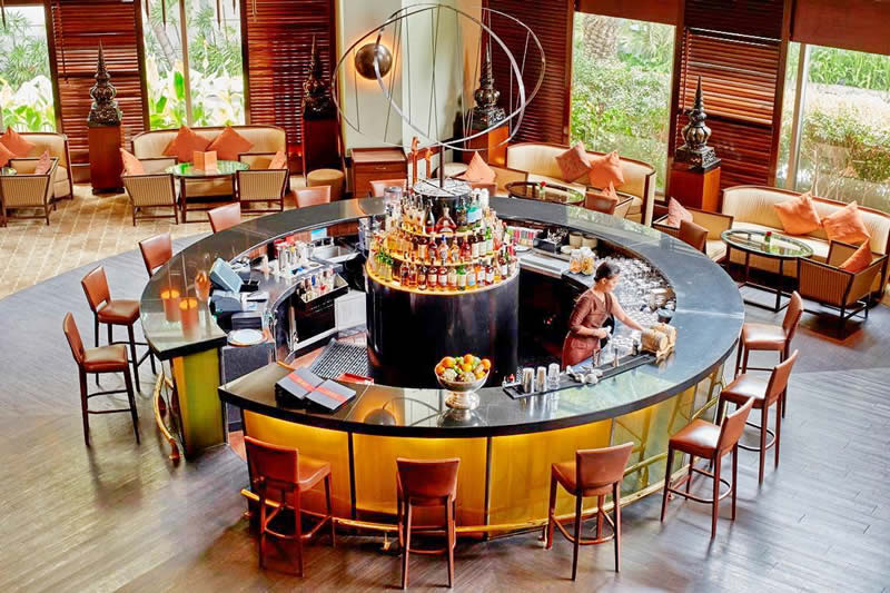Diplomat Bar