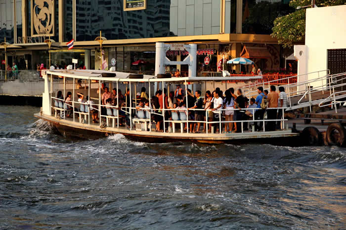 Лодка Лонгтейл (Long Tail Boat)