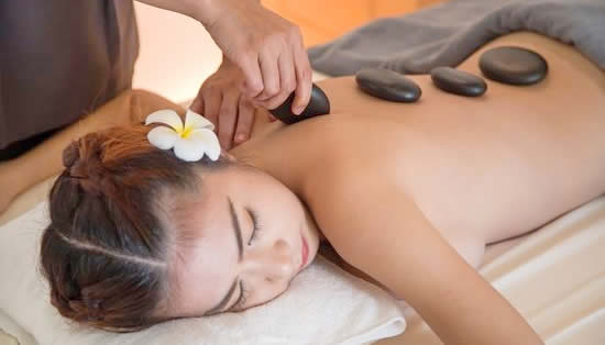 Массаж Горячими Камнями в Spa by Le Meridien Bangkok Hotel  - Шикарный Спа в Силом