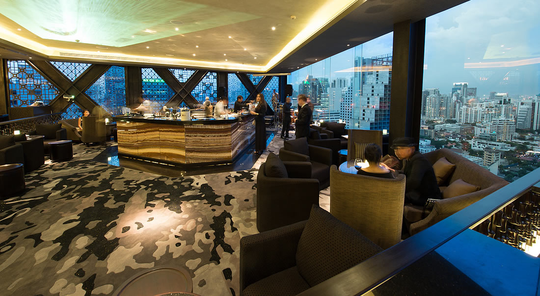 360 Rooftop (ThreeSixty) Bar в Millennium Hilton 