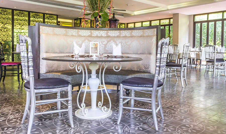 Ресторан Miss Siam в Hua Chang Heritage Hotel