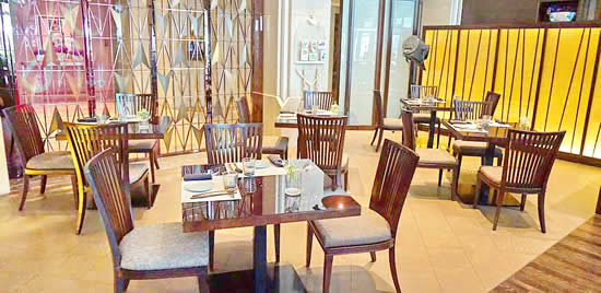 Niche в Siam Kempinski Hotel - Причудливый Бангкокский Ресторан, предлагающий Азиатские и Неазиатские Рецепты