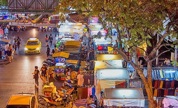 Рынок Saphan Phut Night Market