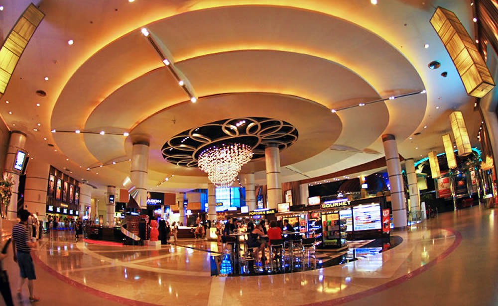 I.T. World siam paragon