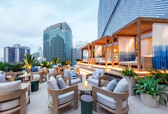 Siwilai City Club Bangkok - Коктейль Бар на Крыше в Central Embassy