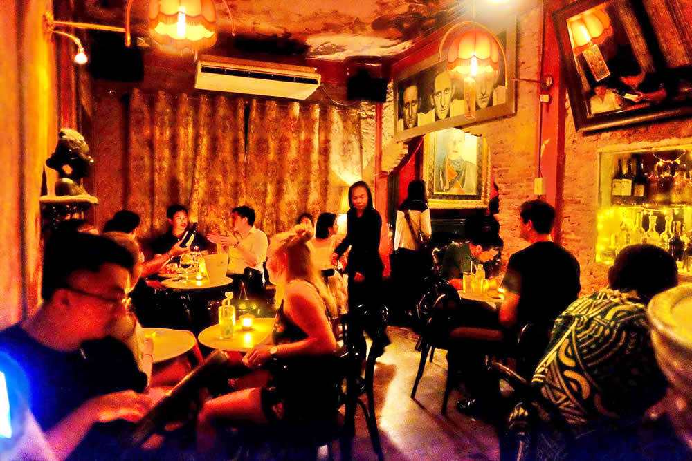Smalls Bar Bangkok - Самый Крутой Коктейль Бар в Саторн
