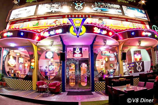 V8 Diner