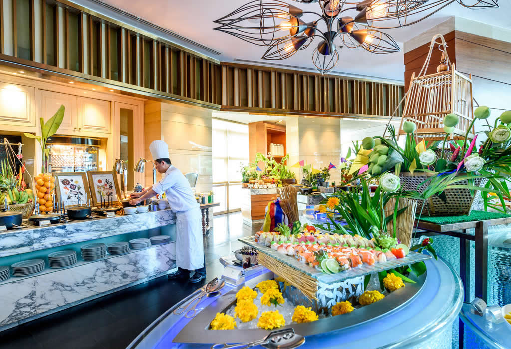 Вокресный Бранч в Sofitel Sukhumvit - Шведский Стол для Гурманов в Бангкоке