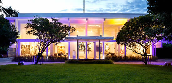 YenakArt Villa  - Арт Галерея в Сатхорн